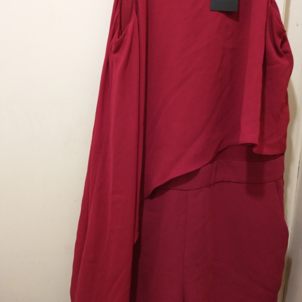 NWT Marciano by Guess red romper sleeveless cape top flows down side size 2